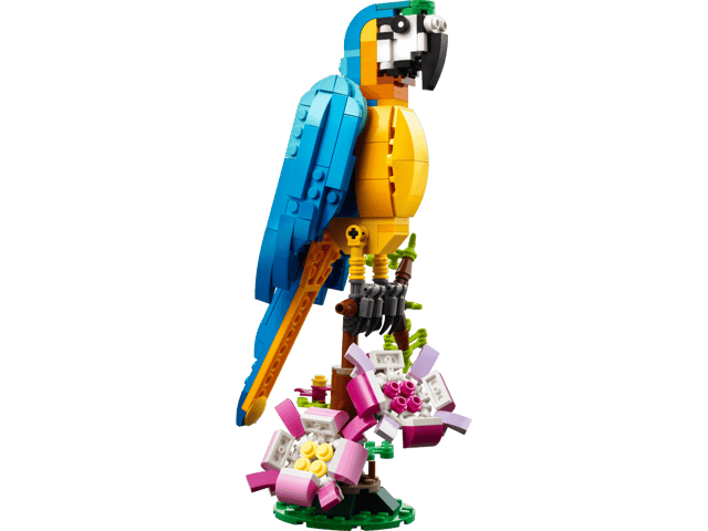 LEGO Exotic Parrot (31136)