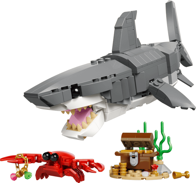 LEGO Fierce Shark with a Treasure Chest (31381)