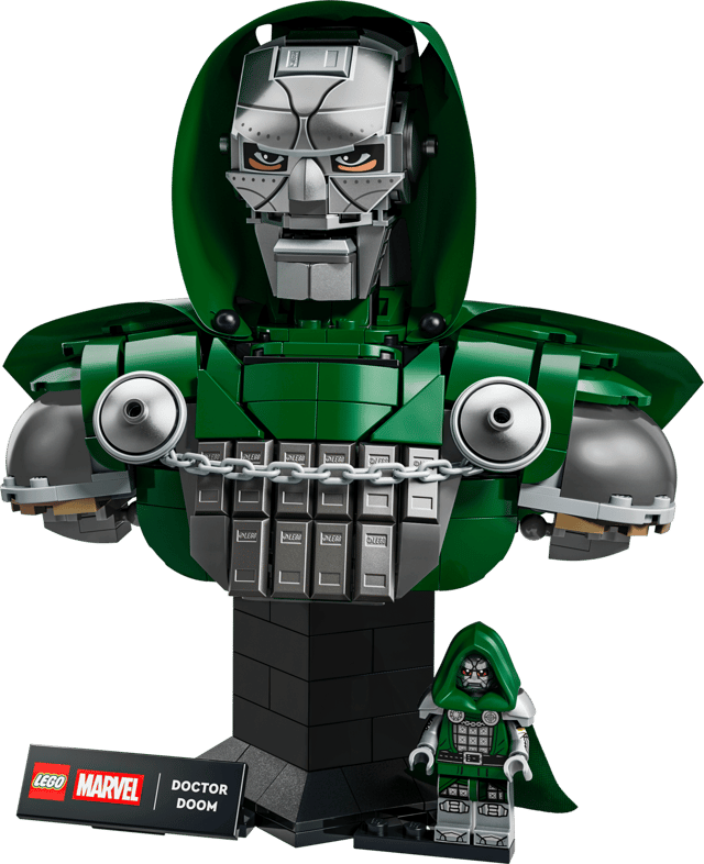 LEGO Doctor Doom Bust (76345)